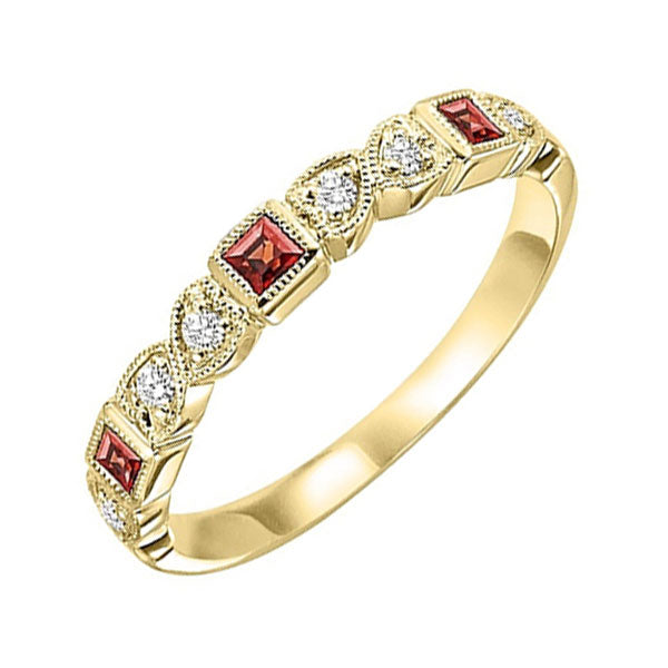 14Kt Yellow Gold Diamond 1/10Ctw & Garnet 1/7Ctw Ring